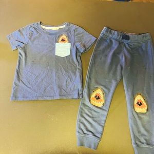 H&M 3T/4T Blue Sharks Top and jogger set.